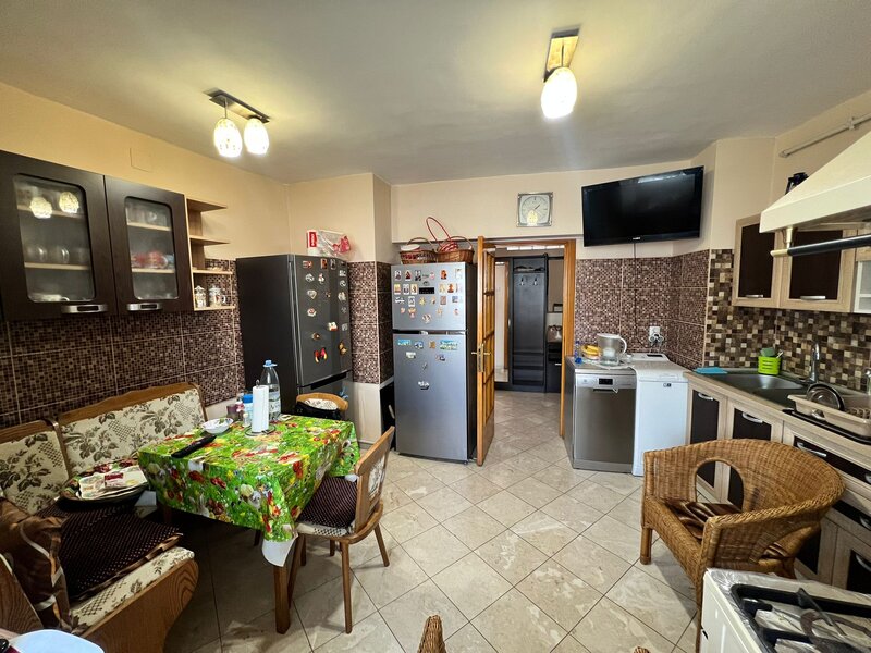 Iancului, Vatra Luminoasa, 5 camere, centrala proprie
