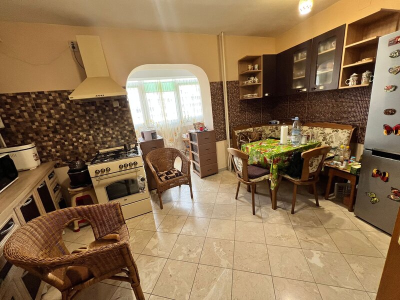 Iancului, Vatra Luminoasa, 5 camere, centrala proprie